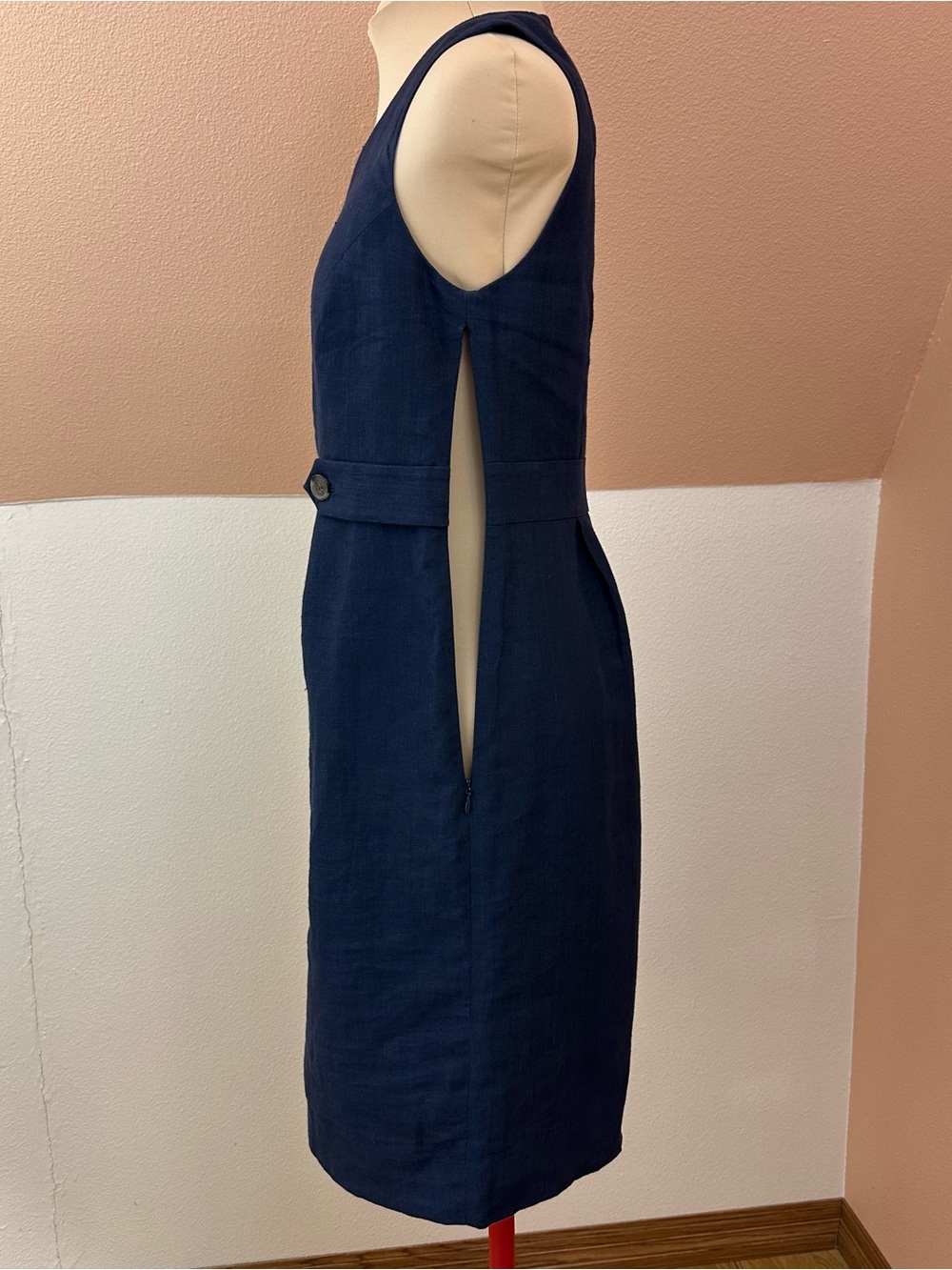 J.Crew 100% Linen Sheath Dress Womens 4 Navy Sleeveless Button Waist Knee Length - Picture 5 of 14